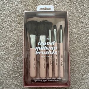 5 Piece Travel Makeup Brushes Set - Brown